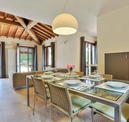 Natura Casa A فيلة Rio dellʼElba